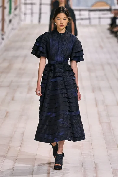 Look 29